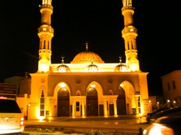 Beautiful Mosque in Dubai